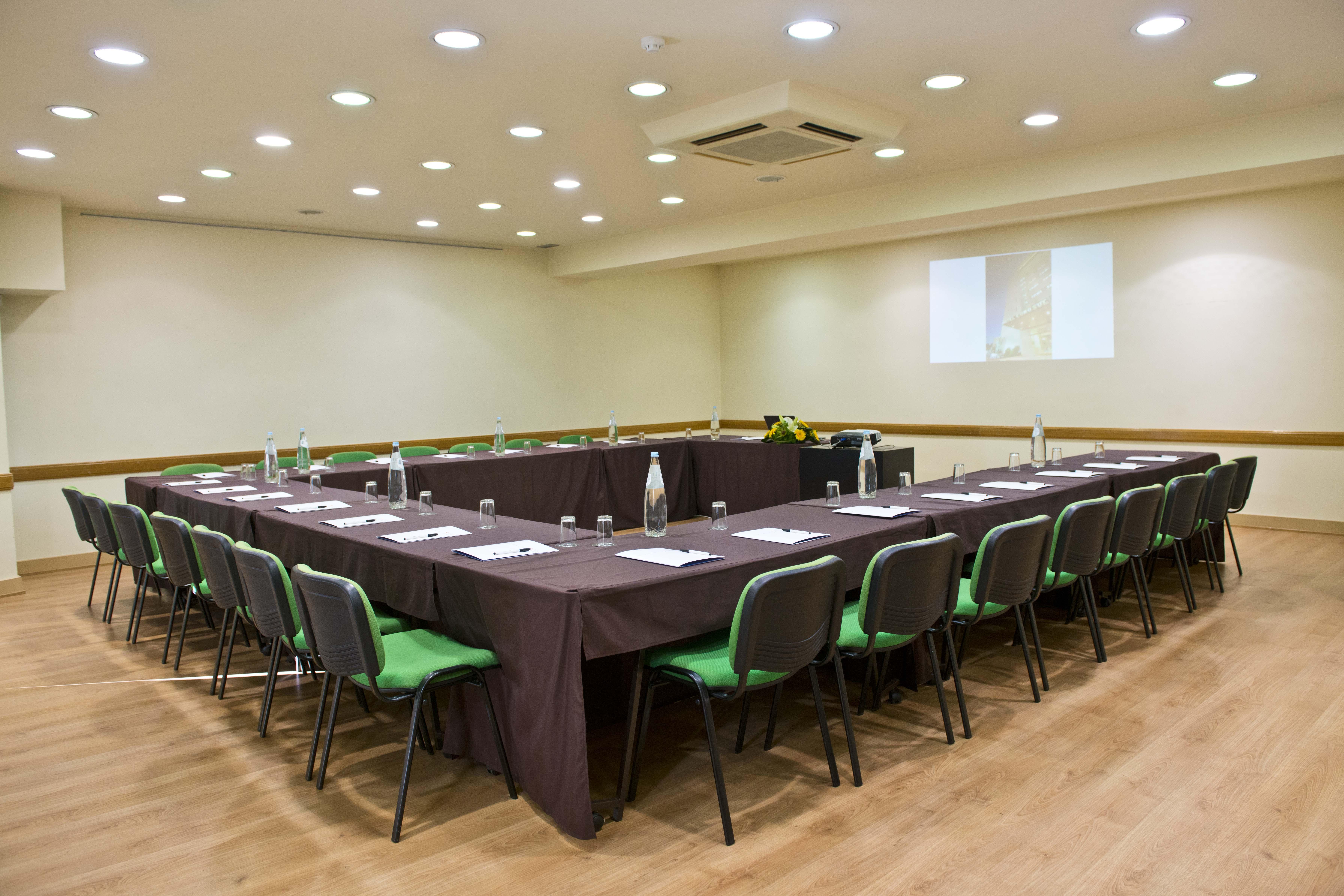 Hotel Eurosol Leiria & Jardim Екстер'єр фото