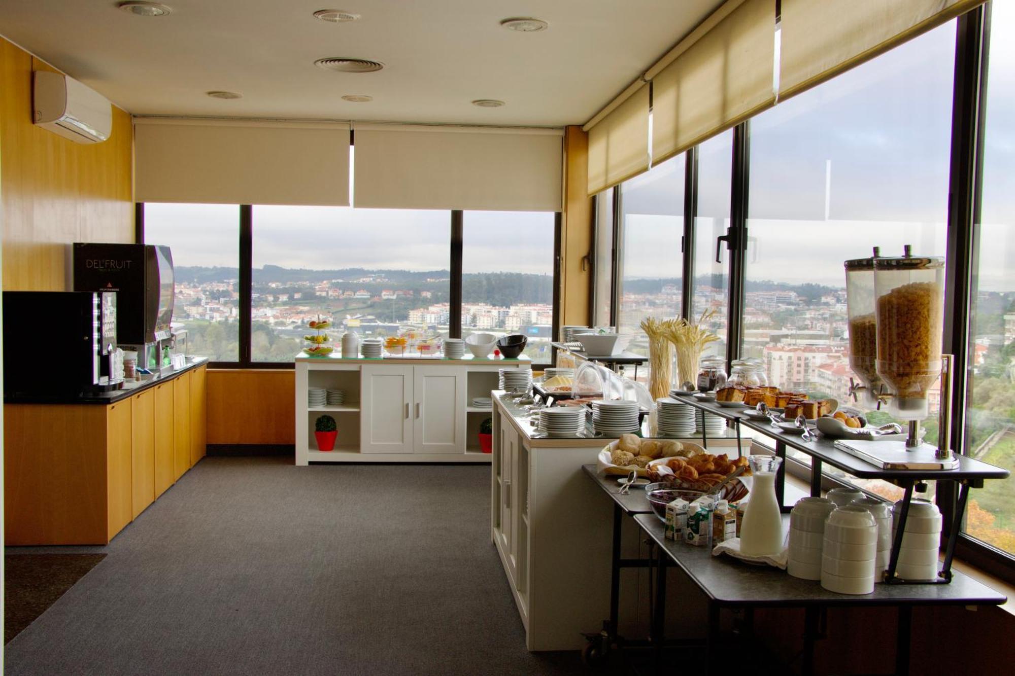 Hotel Eurosol Leiria & Jardim Екстер'єр фото